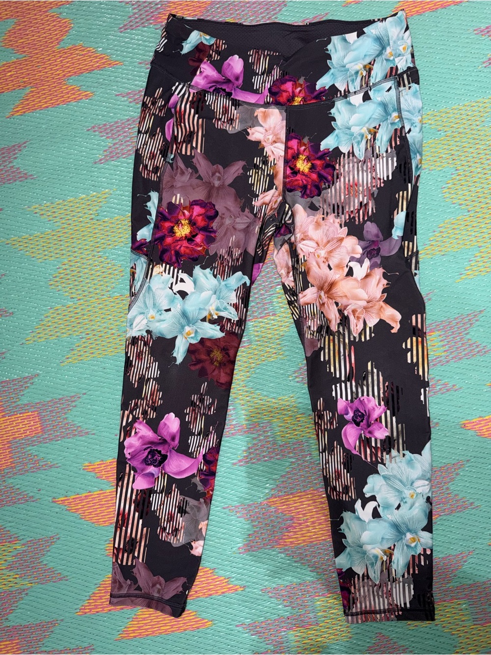 Calia Floral Performance Leggings - Black with Multicolor Flowers
